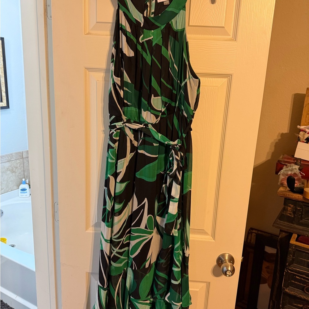 Calvin Klein Green and Black Leaf Maxi Dress